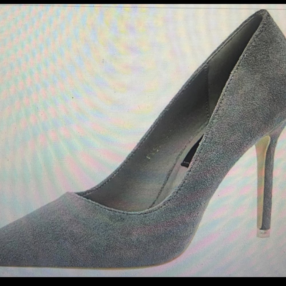 Suede Grey heels size 5